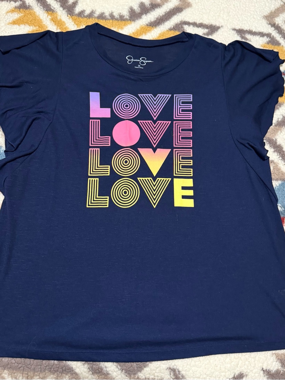 Jessica Simpson Women’s Navy 'Love' Graphic Tee